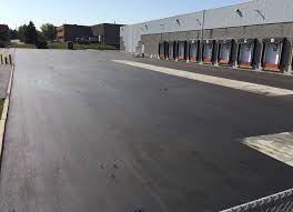 Best Asphalt Driveway Installation  in Raymond, WA